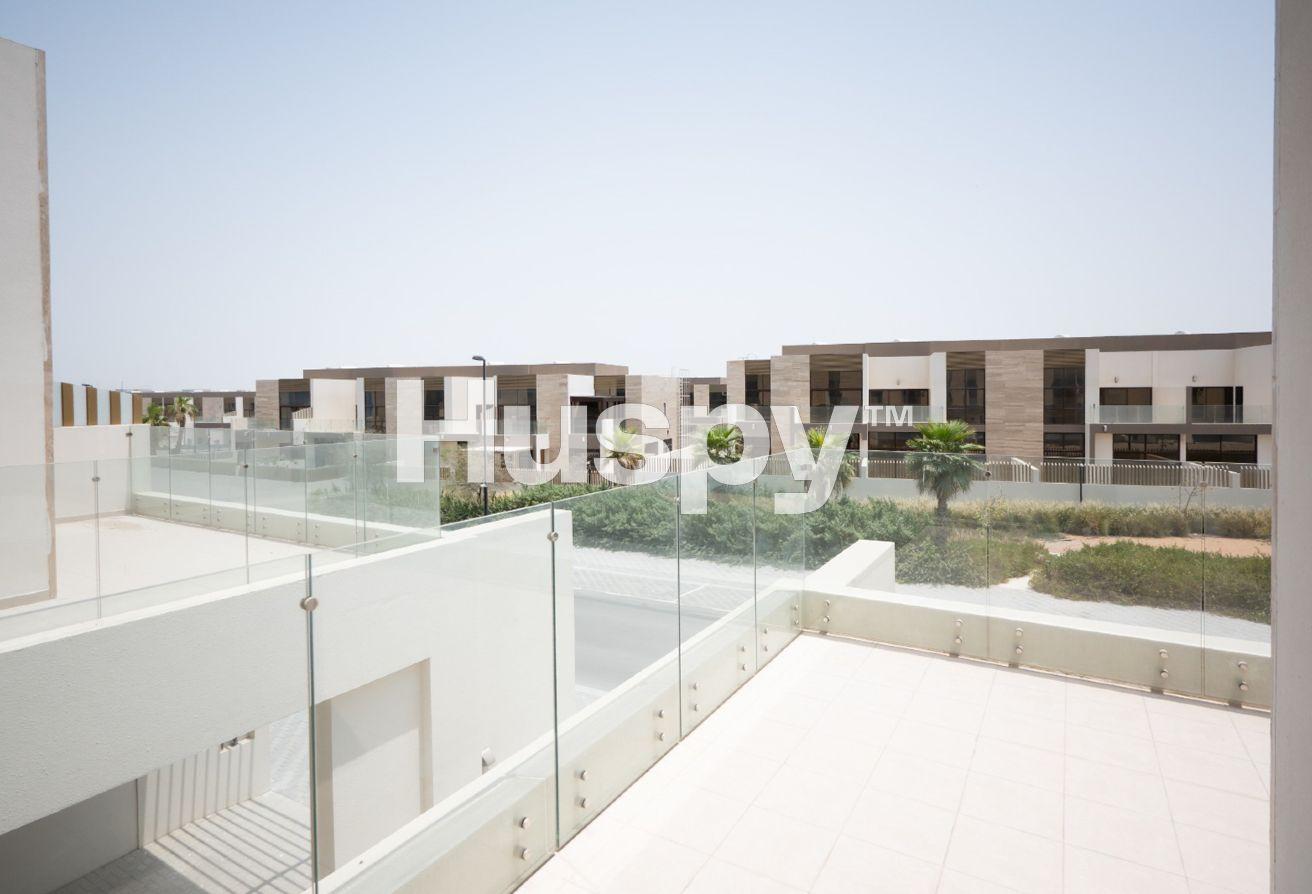Brand New | Vacant | Close to Amenities
