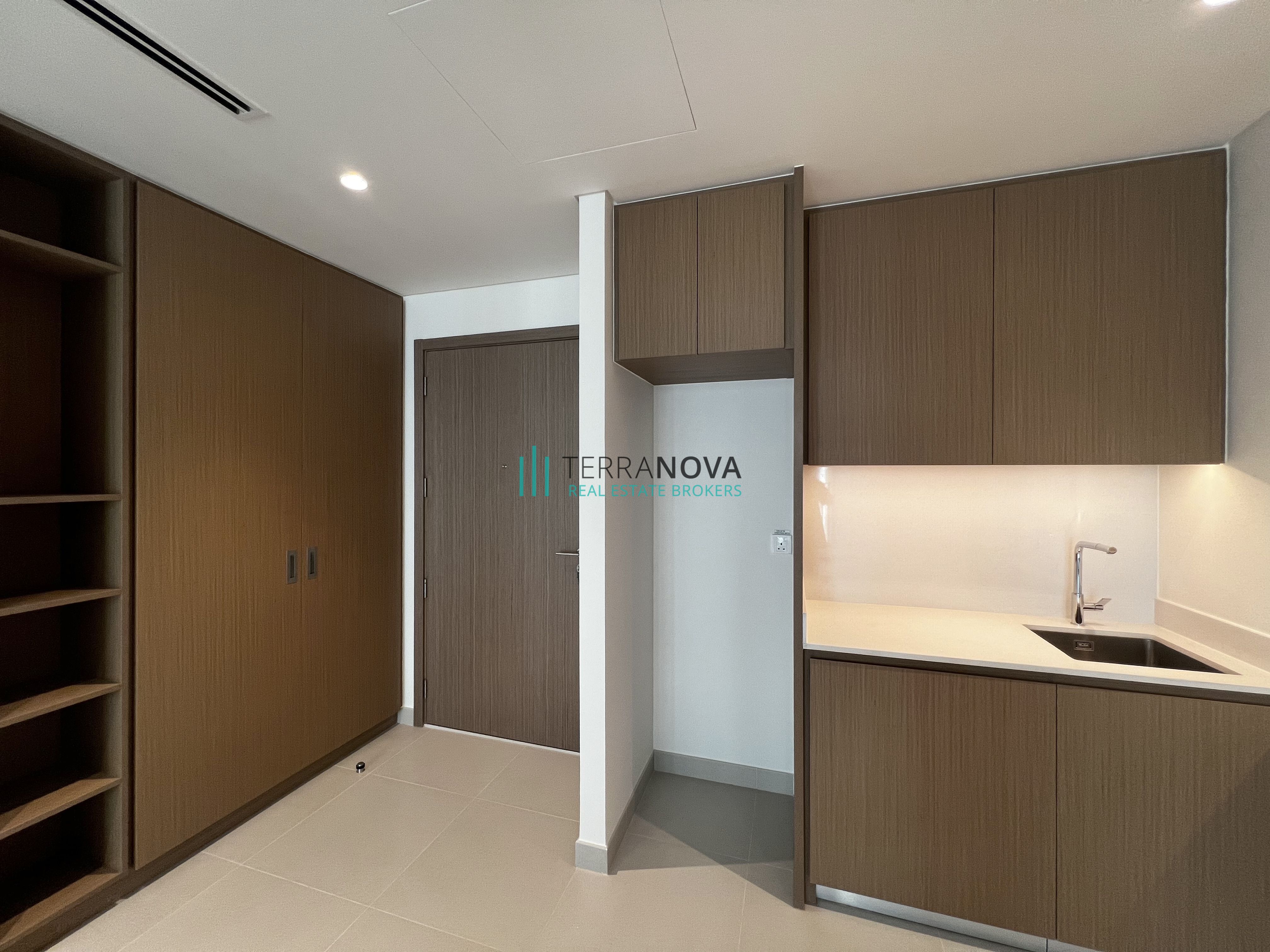HIGH FLOOR | POOL VIEW | HANDED OVER | VACANT