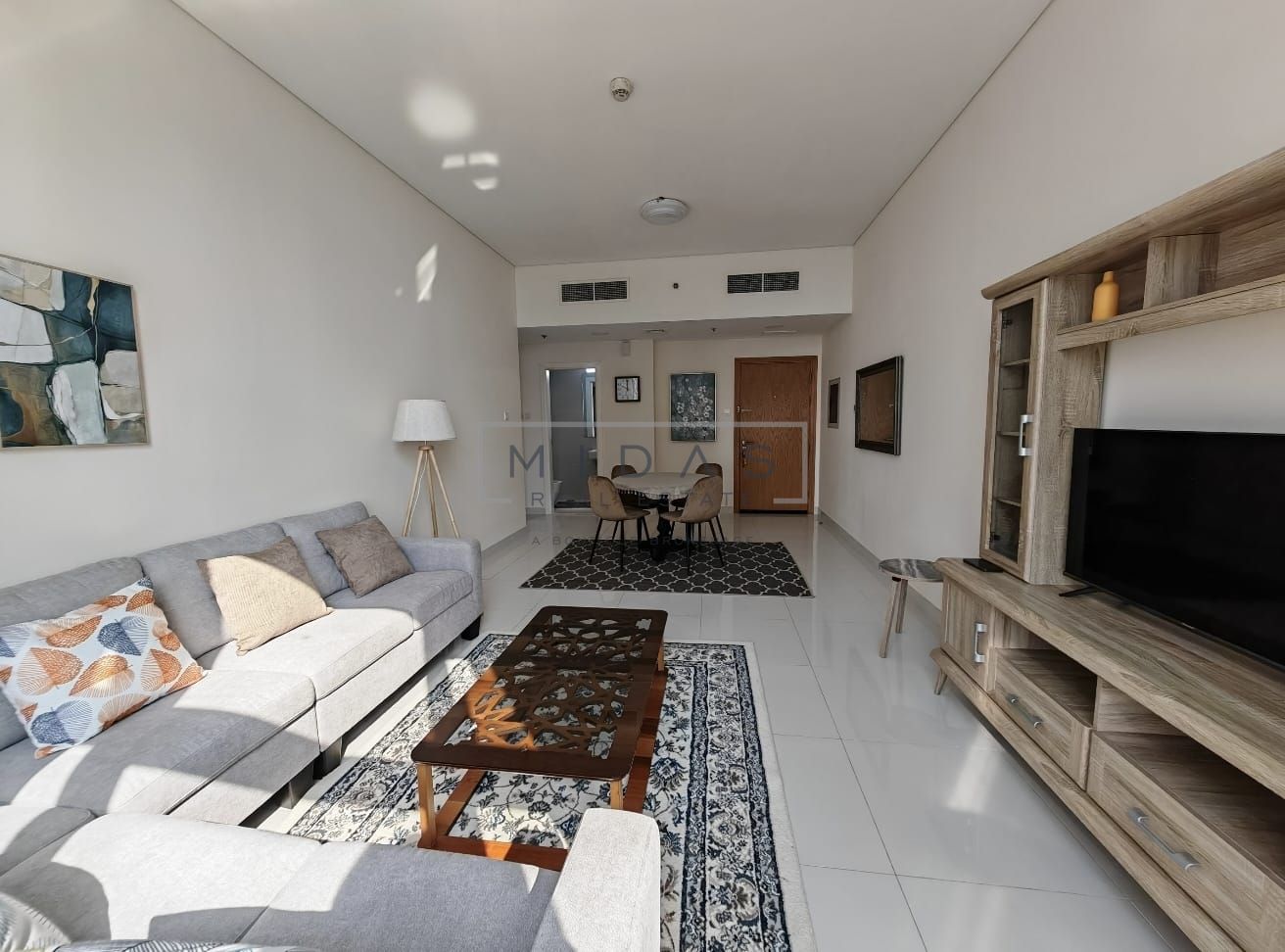 1BR/ Fully Furnished/Close to Metro/Open Kitchen