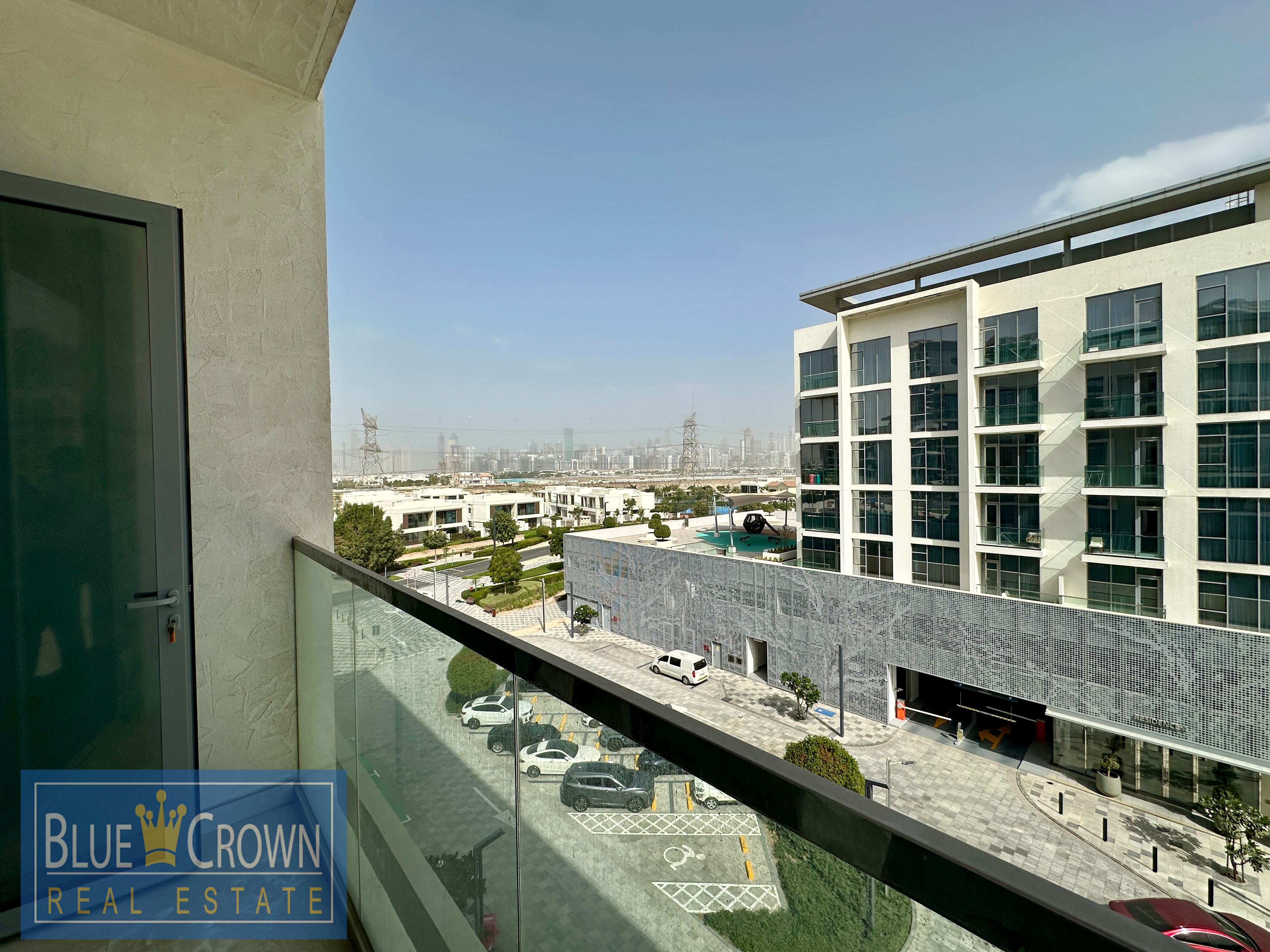 OPEN VIEW // LOW PRICE 1BEDROOM