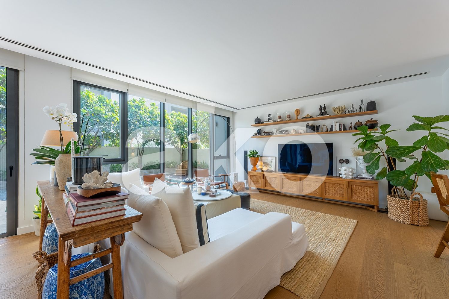 Exclusive | Fully Upgraded | Private Pool | Corner