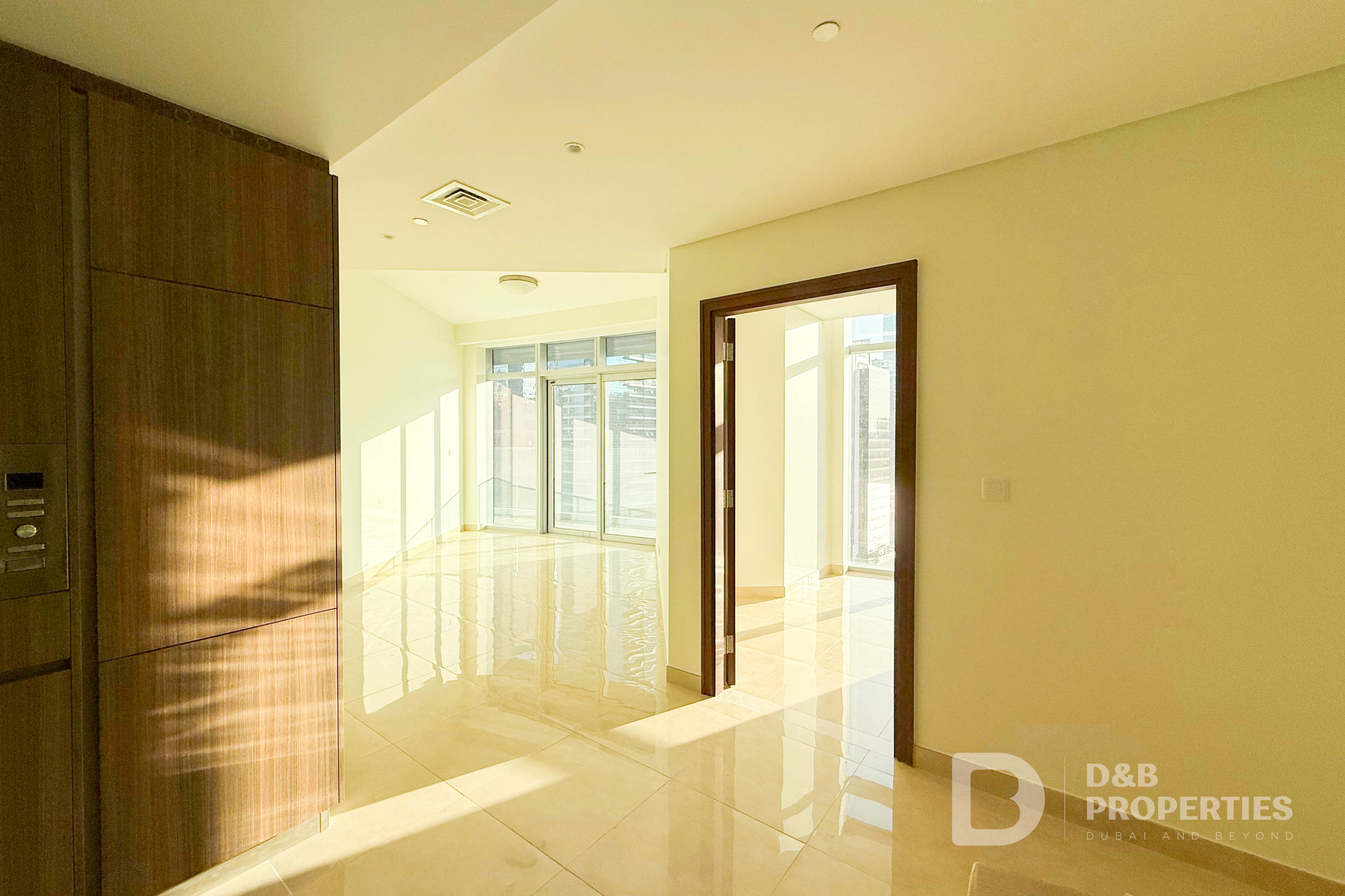Motivated Seller | Plus Maid Room | Large Layout