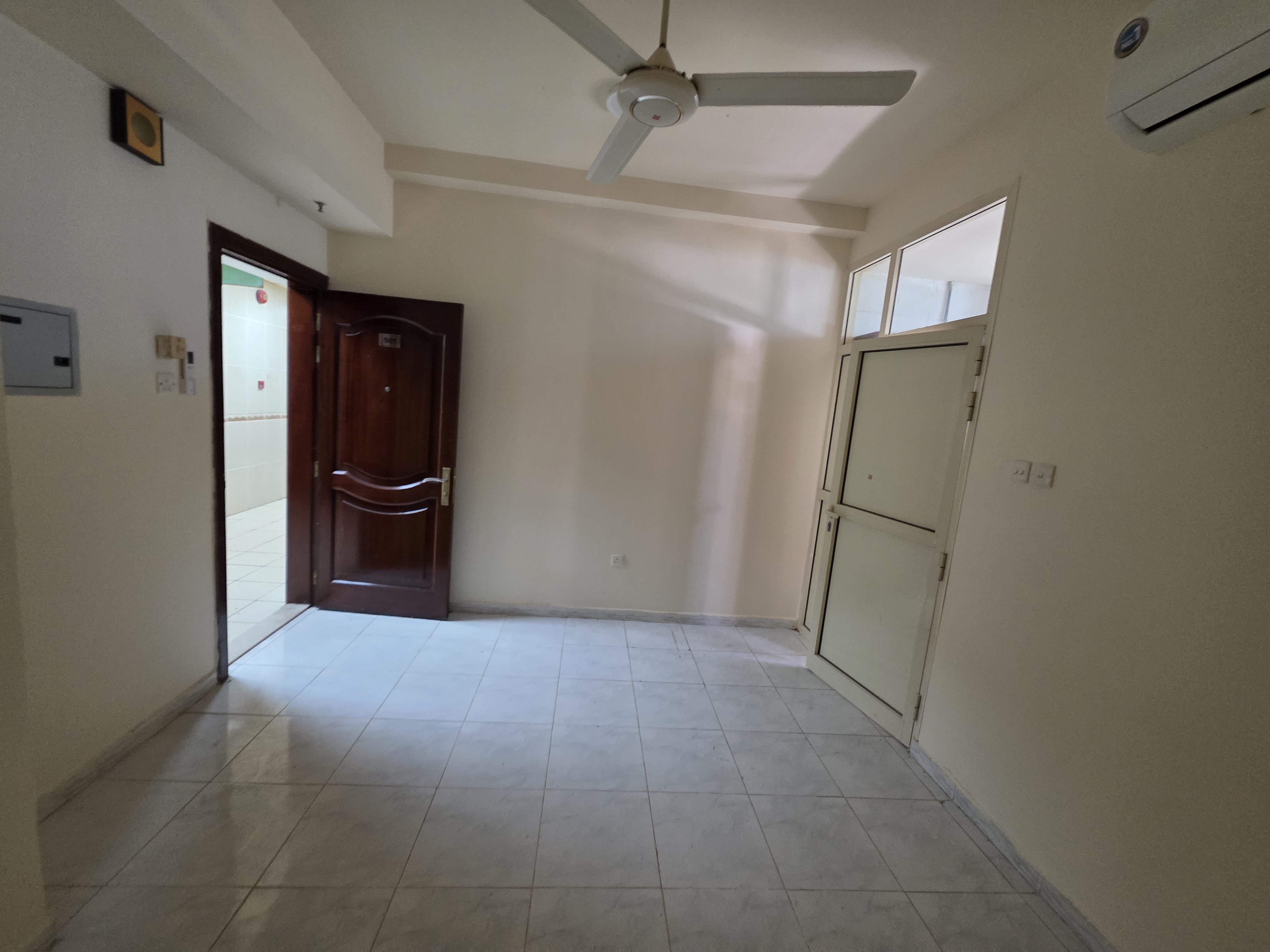 Sperate kitchen studio built in split Ac ||open view ||family building and near to park