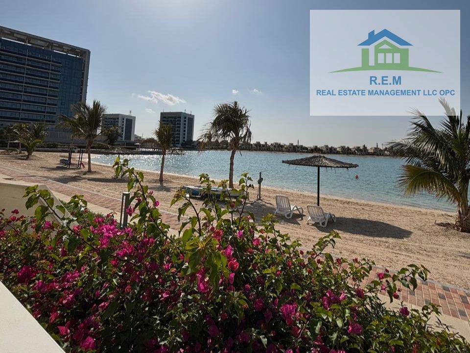 Rare Beachfront Villa / Huge Background / Close to the Upcoming Armani resort
