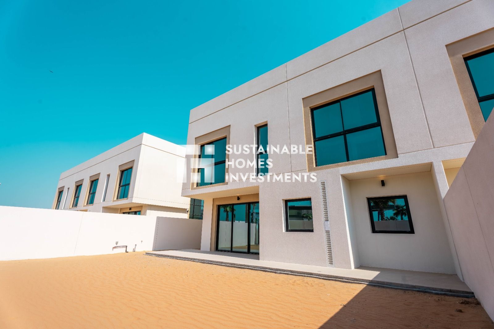 Single Row | Ready To Move | Exclusive Deal