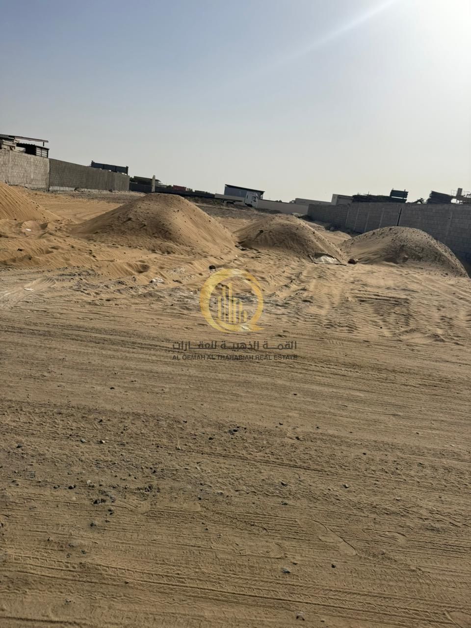 For sale: Industrial land in Al-Sajaa. Ownership is available for citizens and Gulf countries. The land area is 10,000 square feet.