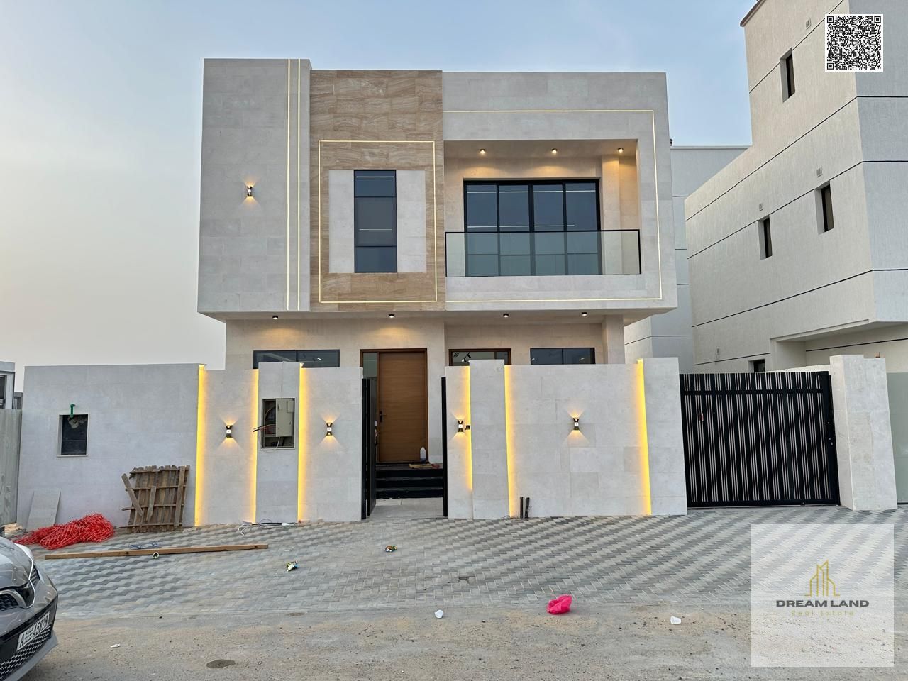 Direct from the owner, including all ownership fees: a villa in one of Ajman's most luxurious villas, built and finished to a super deluxe standard, w