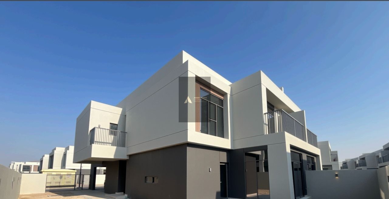 4 Bed Plus Maid | Corner Unit | Ready to Move