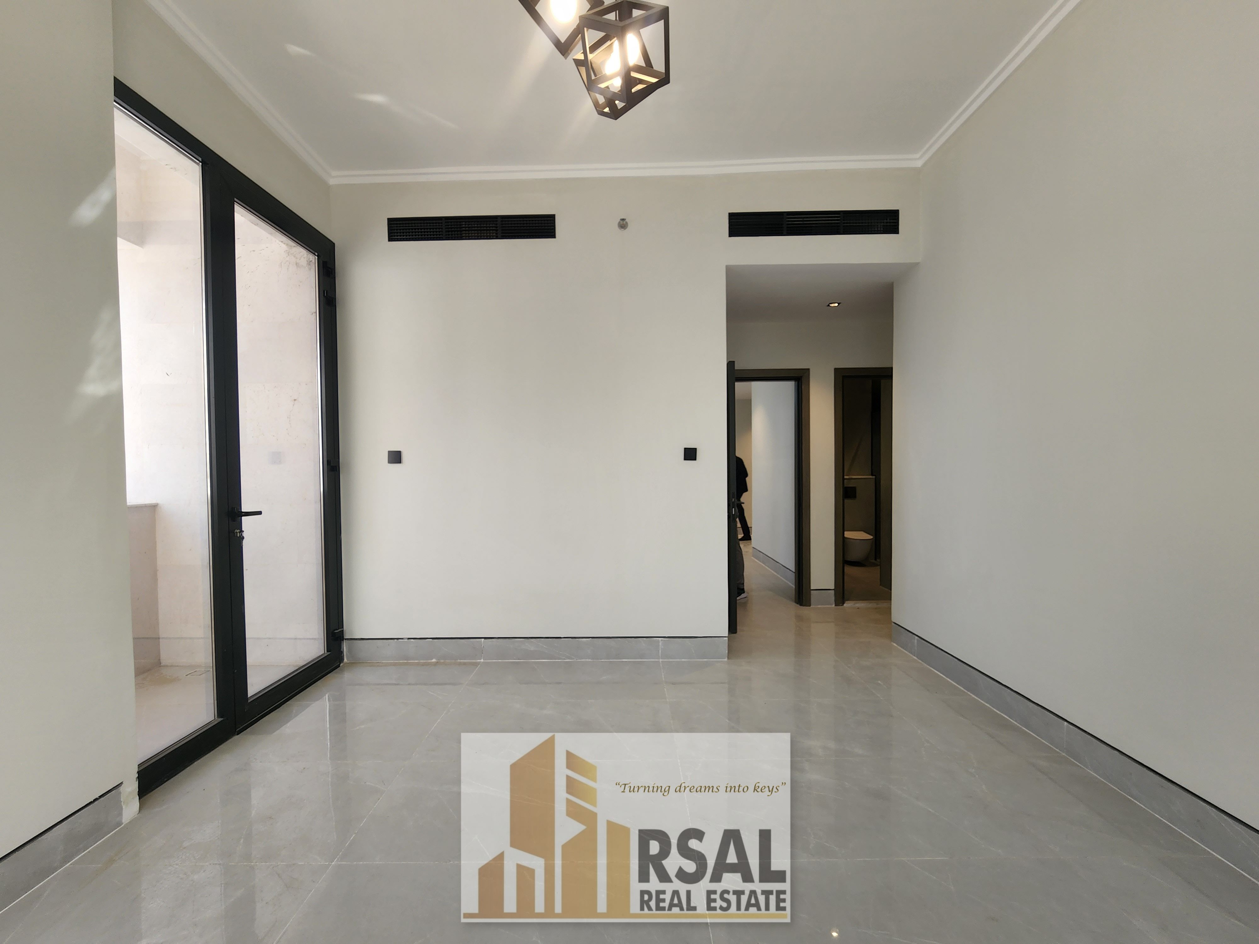Brand New 1BHK Appartment With Balcony For Family In Alfalah Area