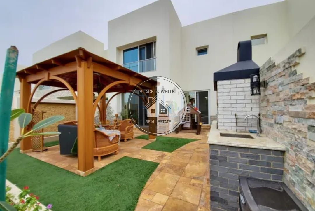 Upgraded 2BR Villa for Rent Bermuda, Mina Al Arab