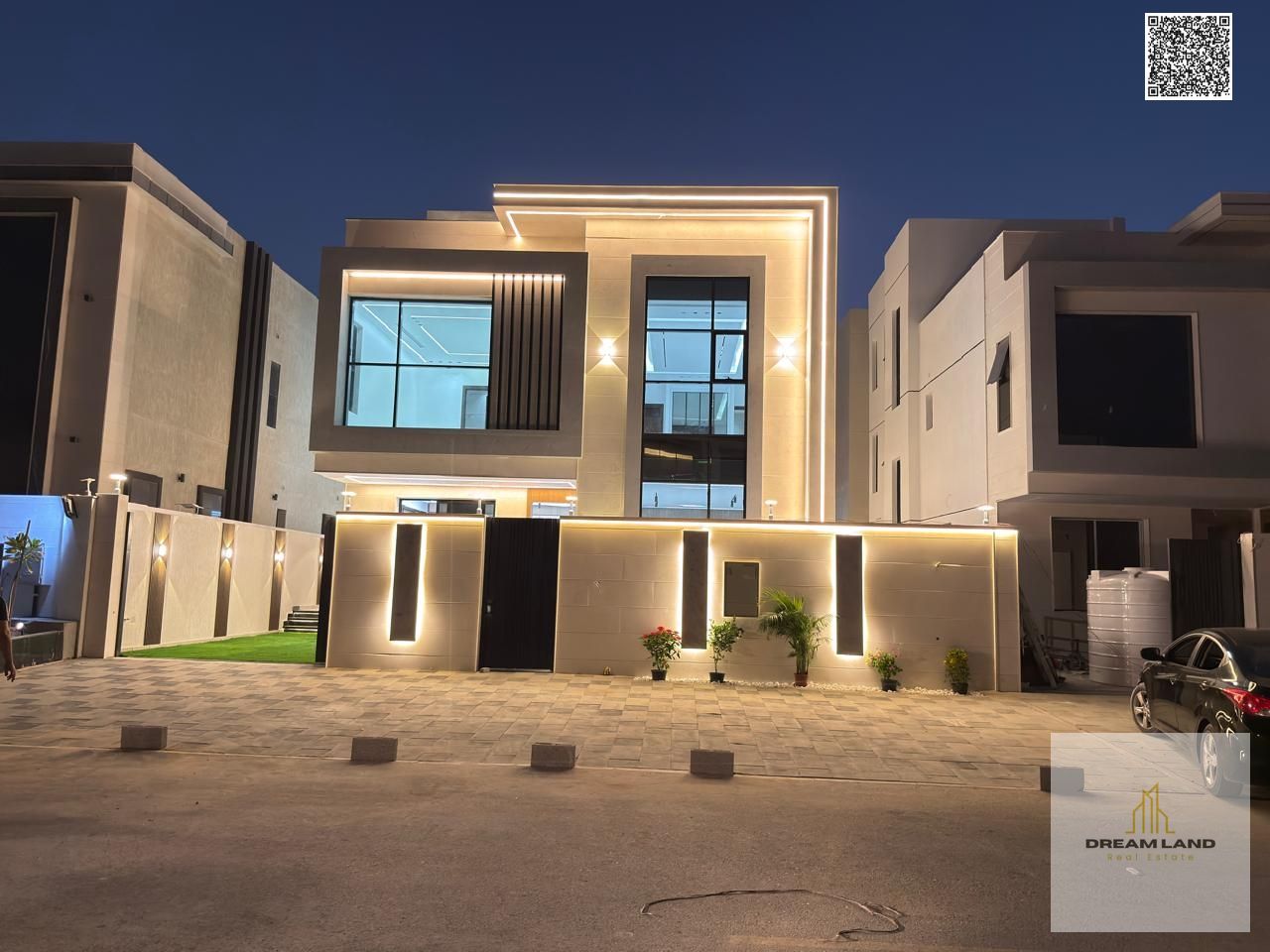 Direct from the owner, including all ownership fees: a villa in one of Ajman's most luxurious villas, built and finished to a super deluxe standard, w