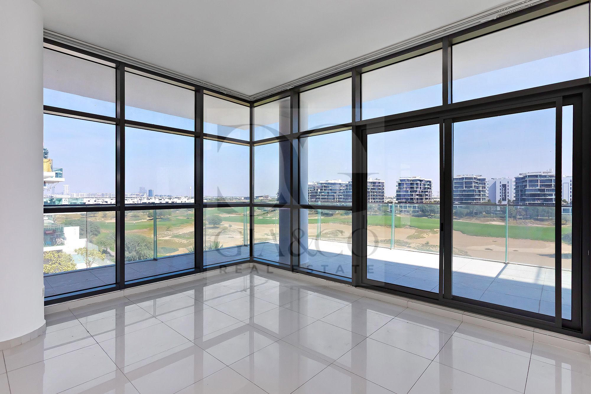 Full Golf View | Available Now | Closed Kitchen