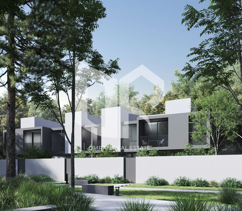 Townhouse For Sale | 2 Bedrooms | 4 Bathrooms