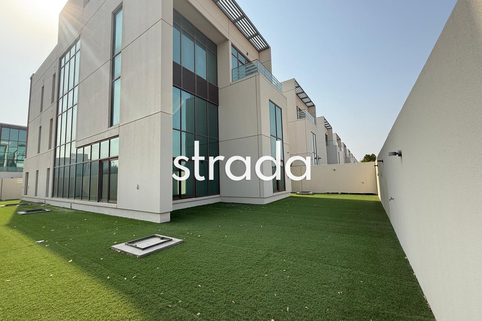 Single Row | Gated Community | Vacant