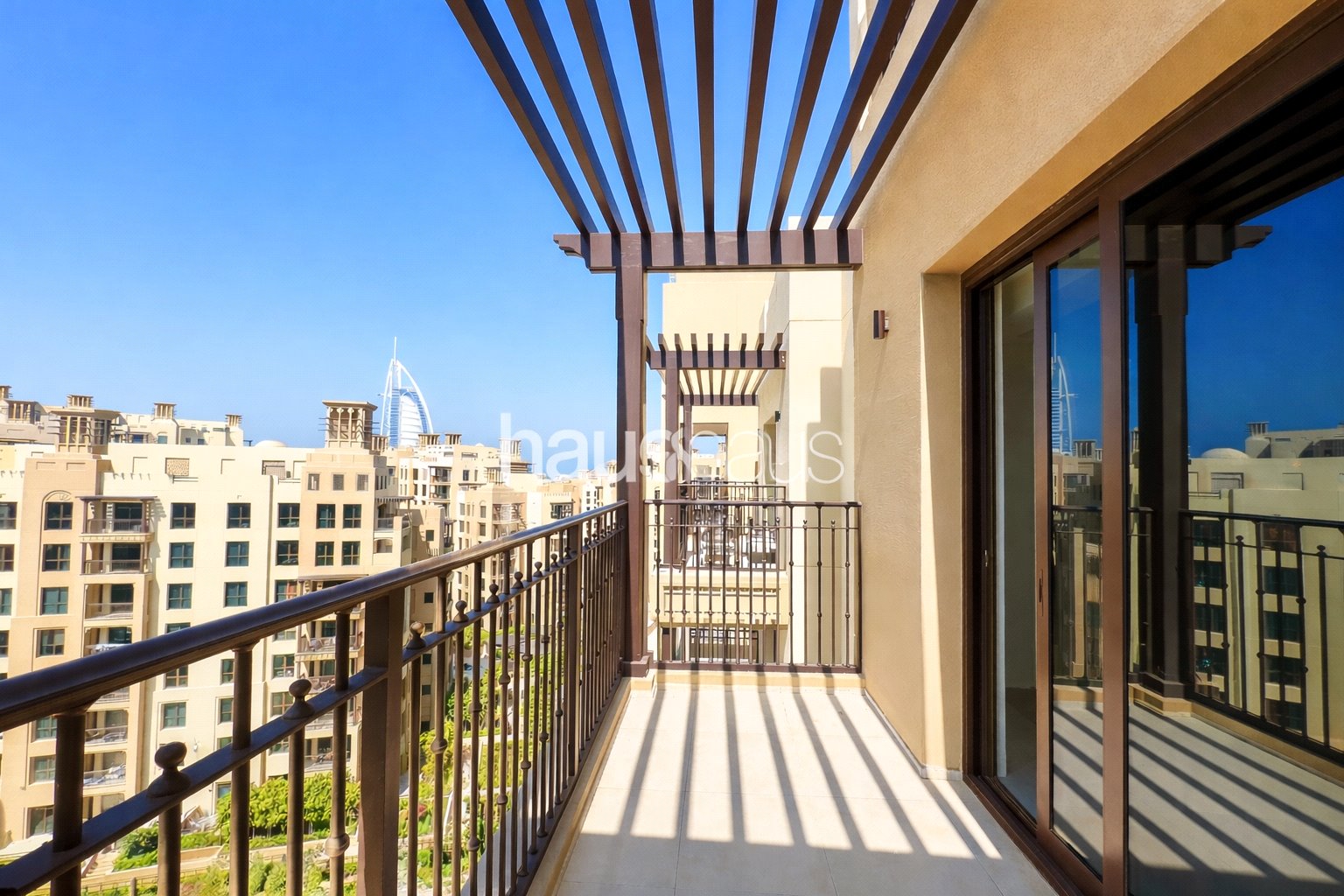 Open Plan | Burj Al Arab Views | High-Floor