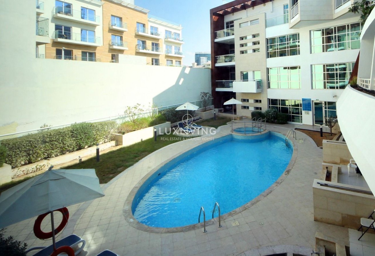 Huge Layout | Fully Furnished | Multiple Cheques