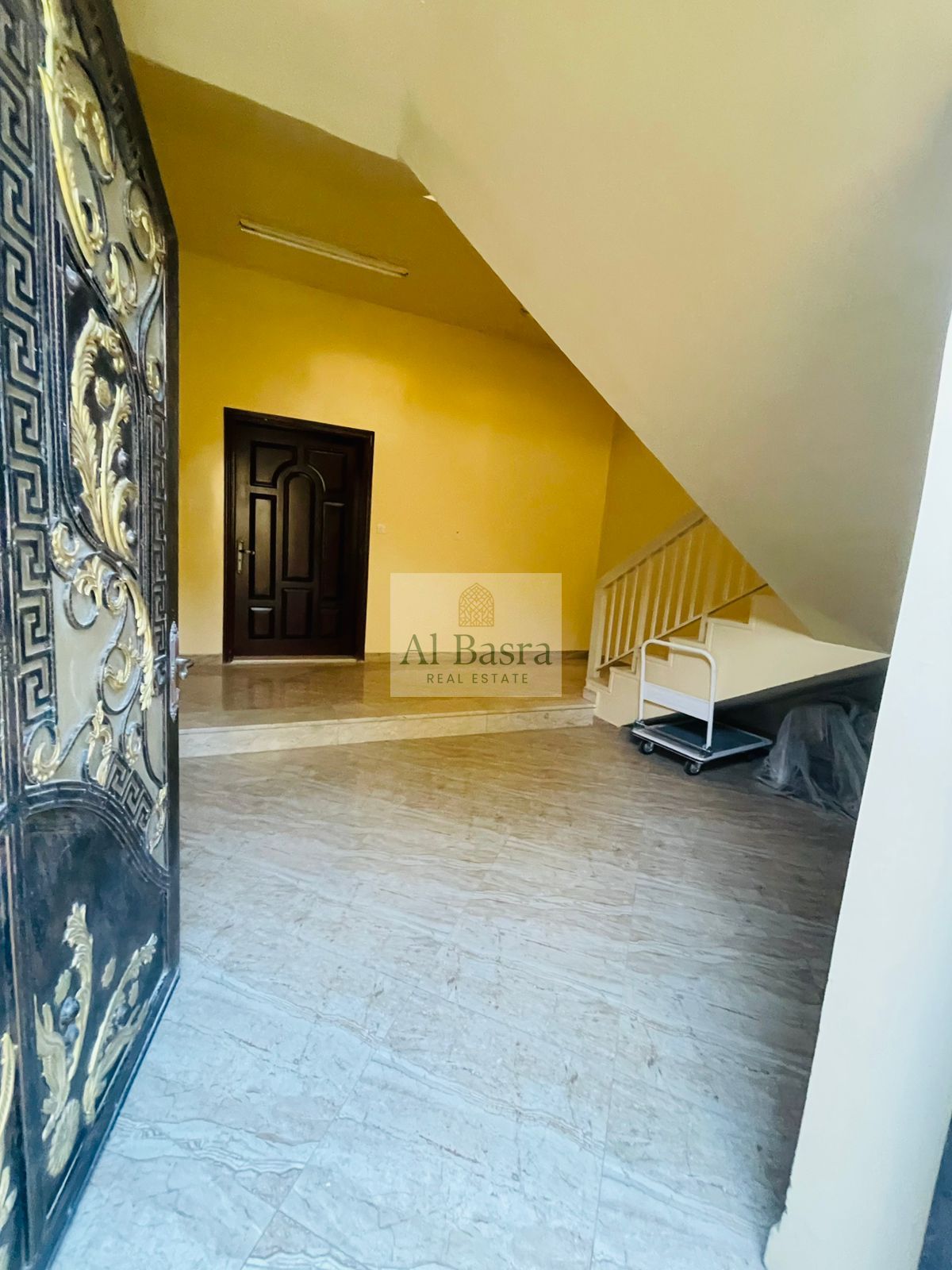 5BR Villa | Excellent Location | Elevator | Majlis | Covered Parking