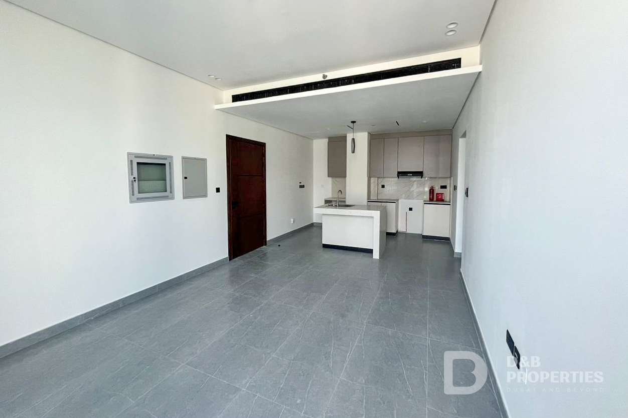 Brand New | Best Layout | Park view