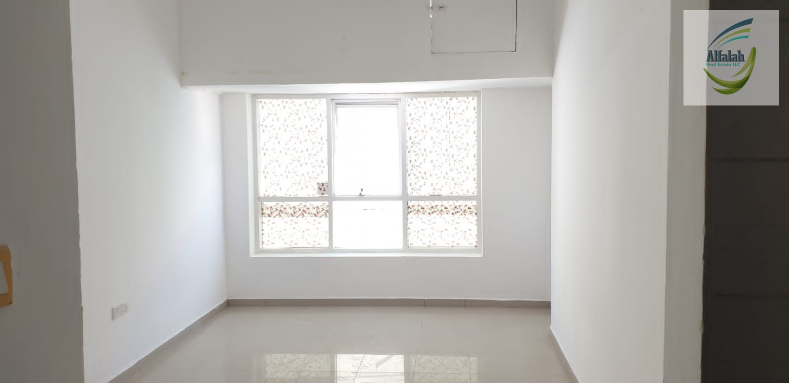 “Spacious Studio Apartment for Sale in Ajman Pearl Towers – AED 250,000”