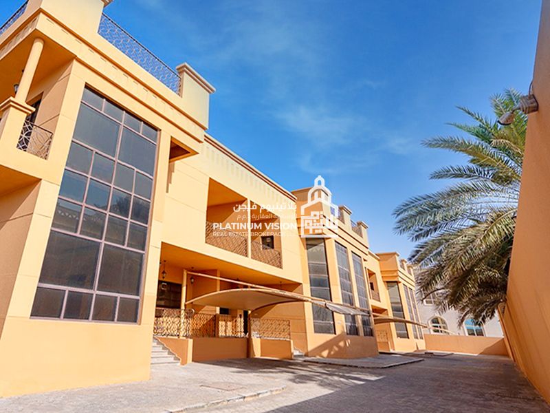 PREMIUM DEAL! Private Entrance | Shaded Parking | Close to Main Street