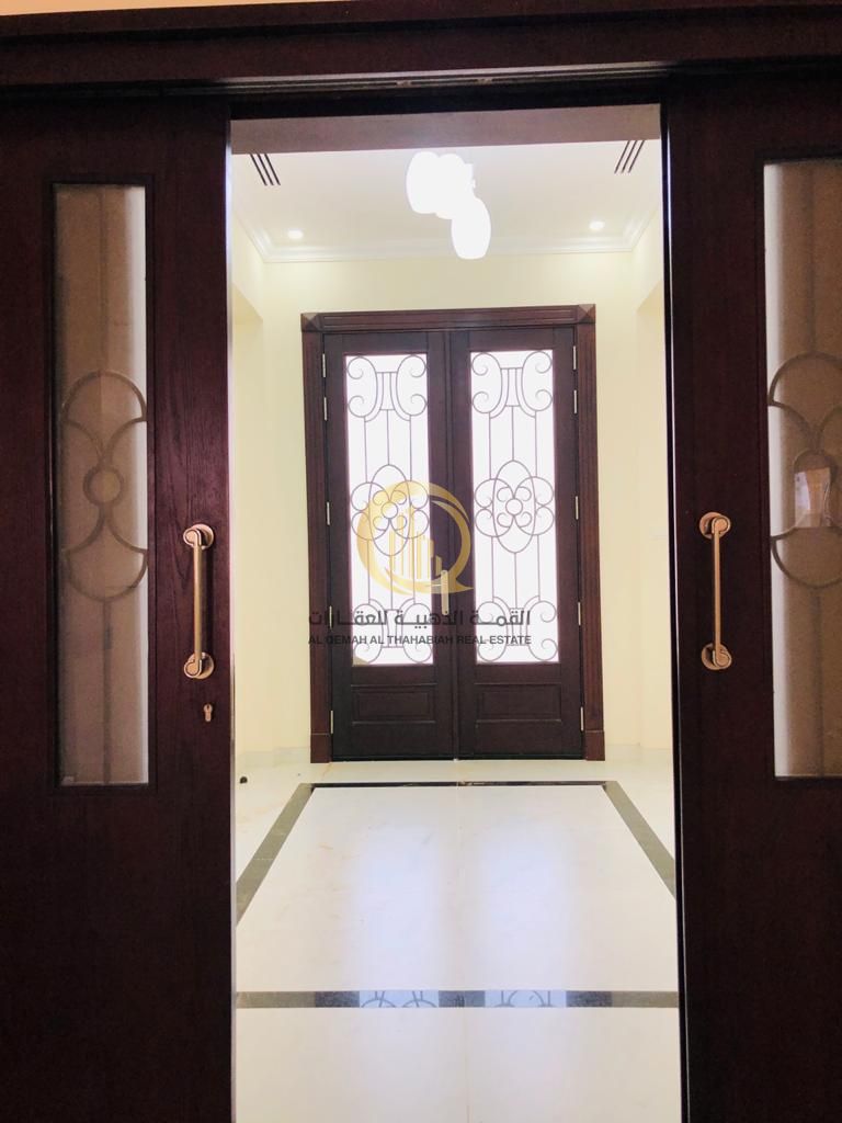 Villa for sale in the Al-Houshi area, Sharjah Emirate, very close to Al-Houshi Bridge, freehold ownership for Arabs.