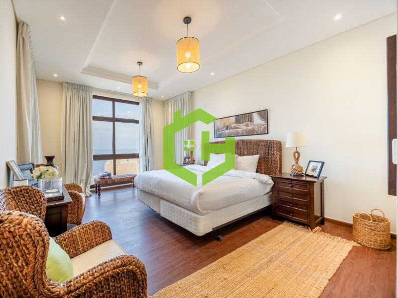 Sophisticated| Coastal Residence| in Main Al Fajer