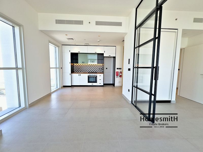High Floor | Unfurnished | Move-In Mid March