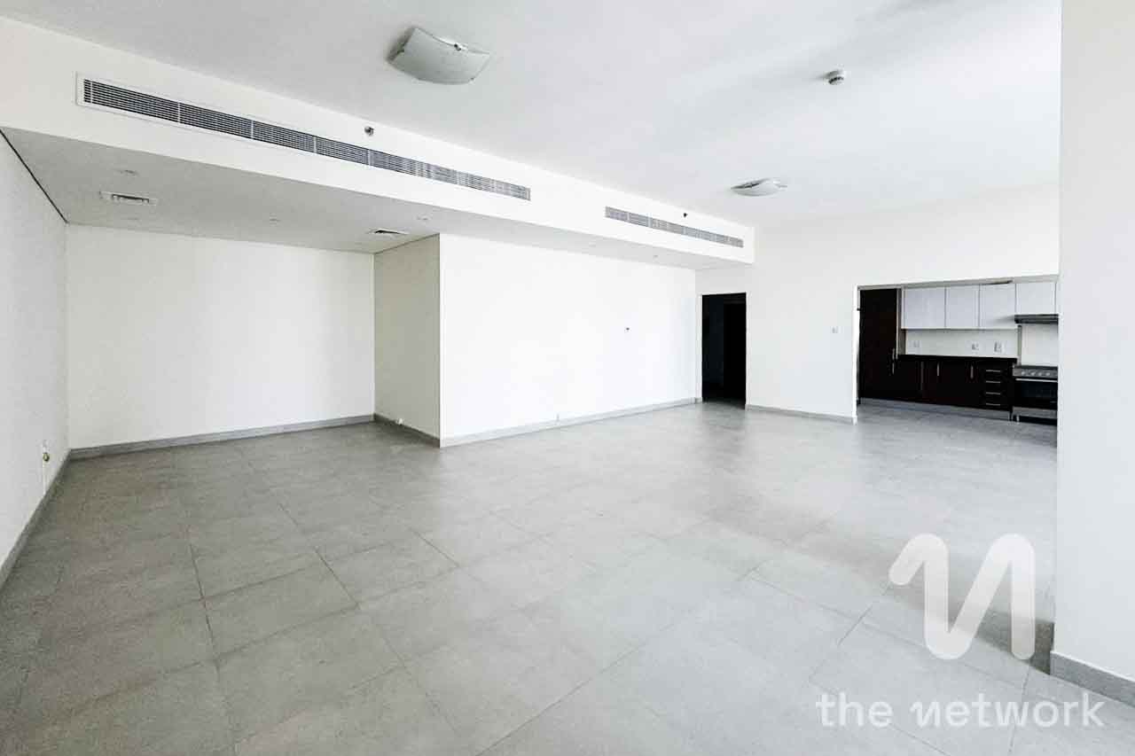 3 Bedrooms | Spacious | High Floor