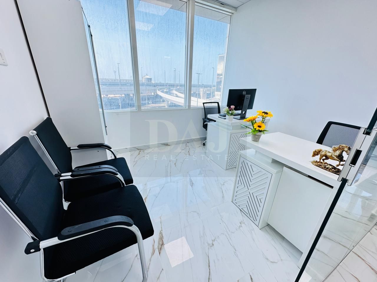 Prime Office Spaces for Rent in Dubai | No Commission