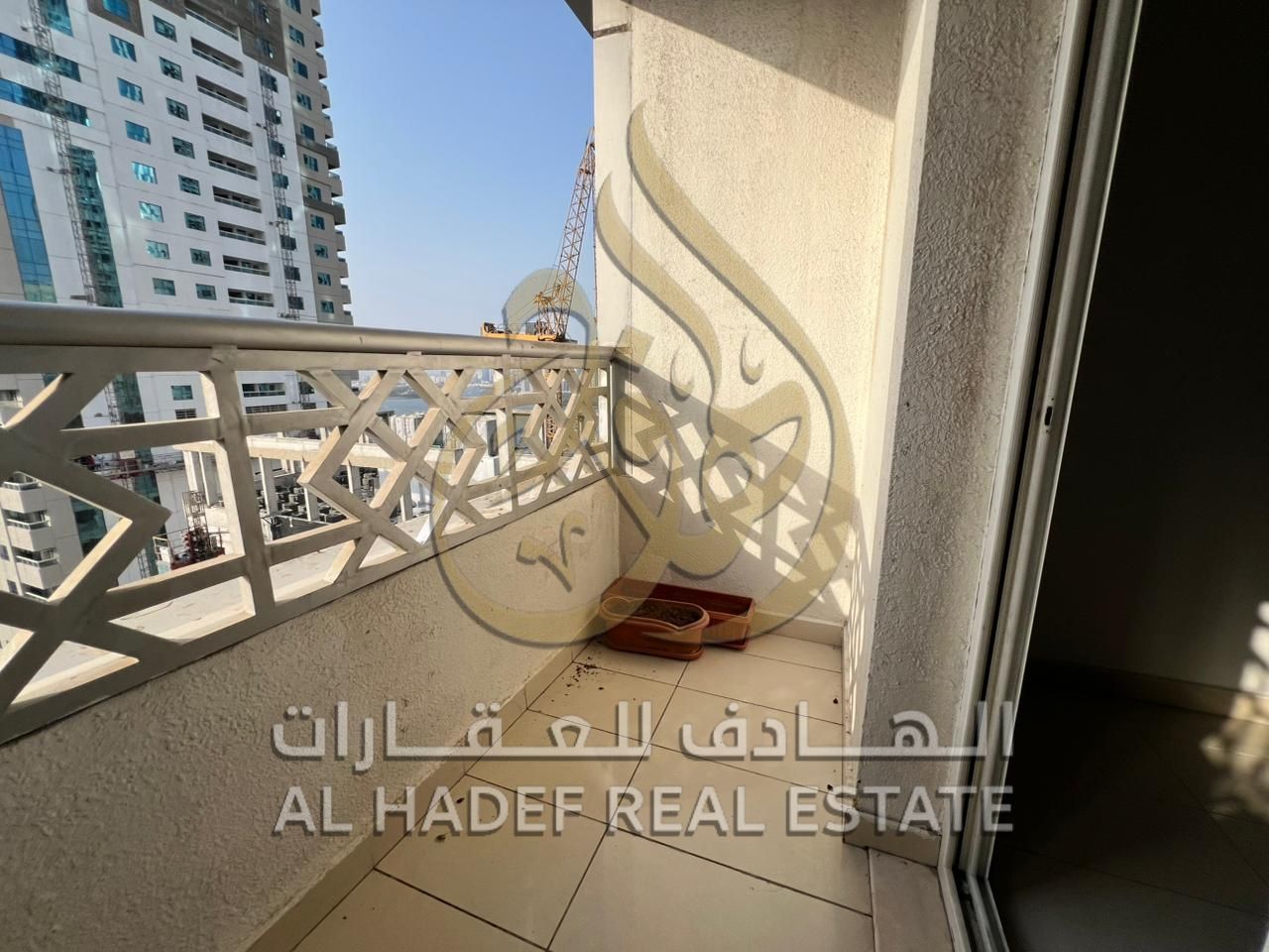 Smart Home 1-Bedroom Apartment with Direct Sea View – Al Majaz 3 Modern 1-bedroom apartment available in Al Majaz 3 featuring Smart Home tech