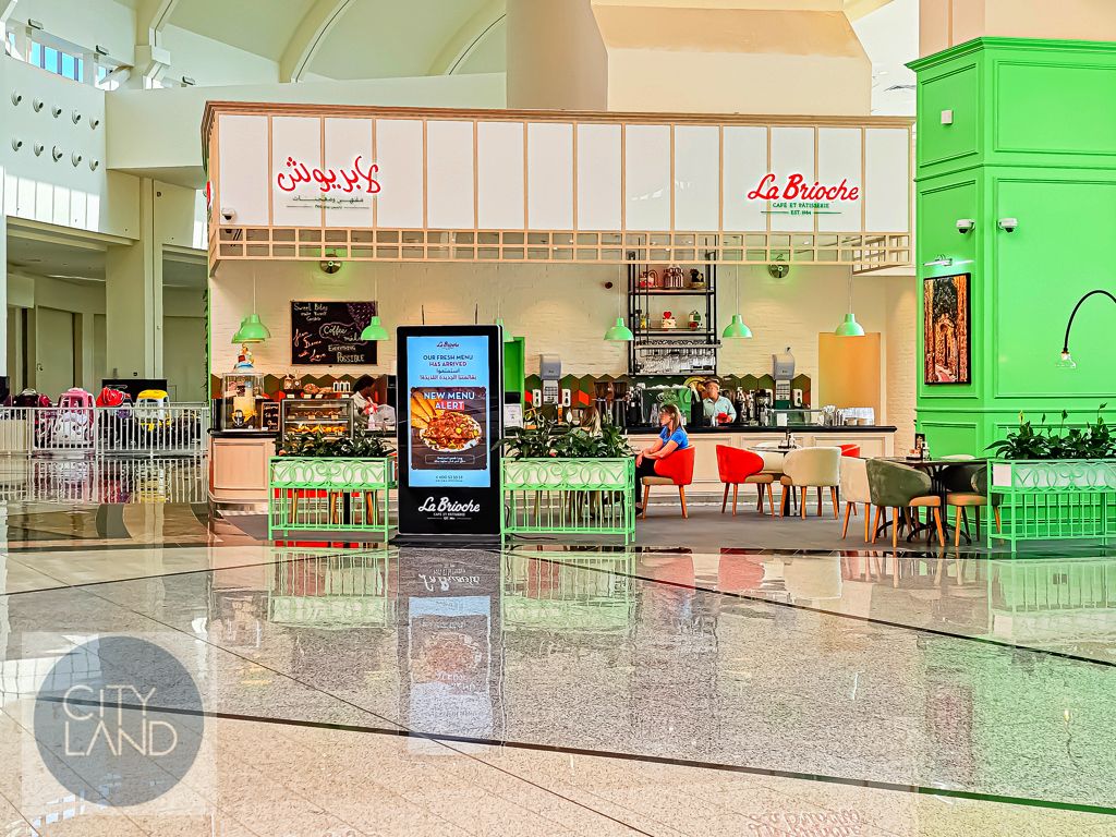 Exclusive Food Court Spot – In Front of Infinite Ski (Limited Time)