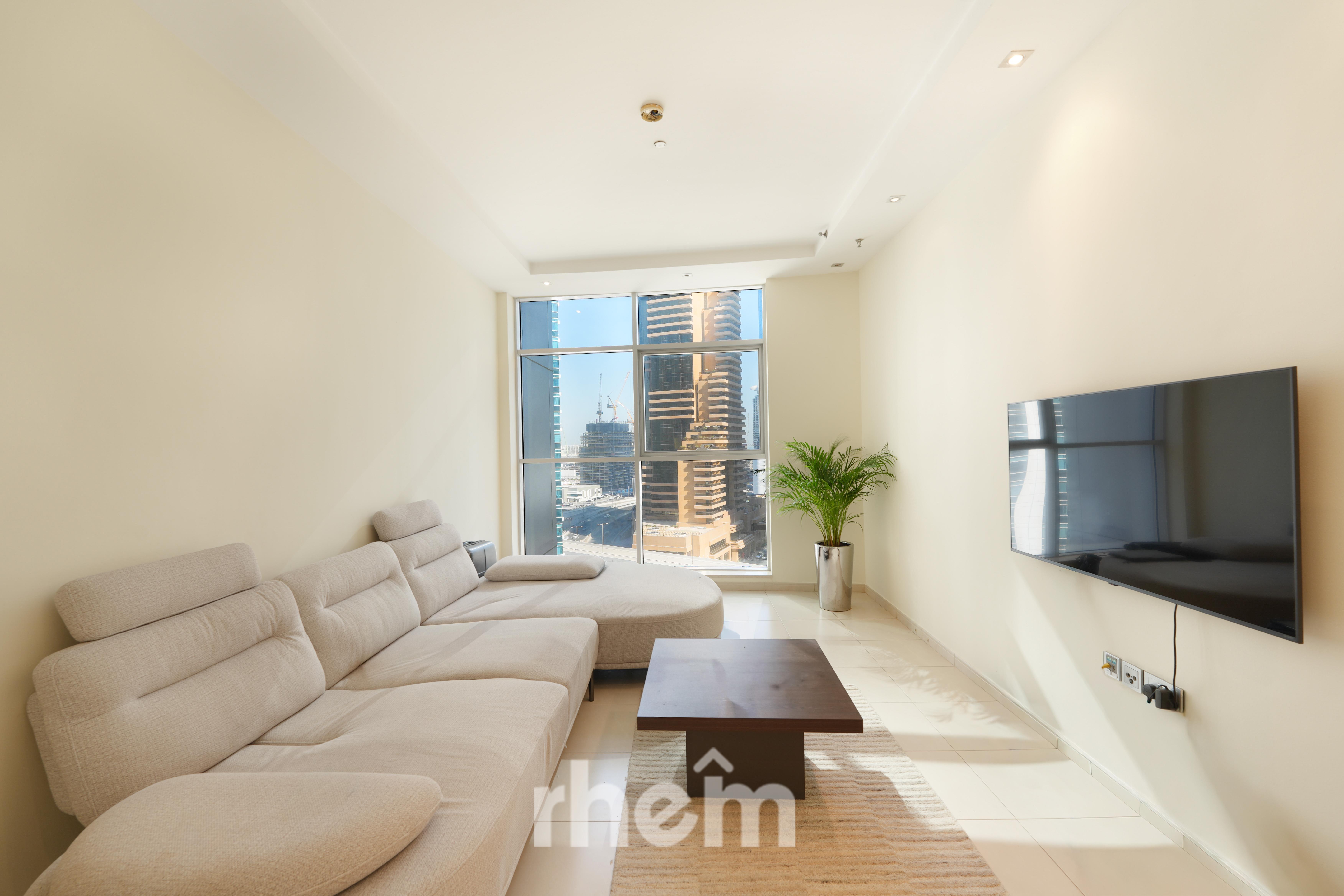 Waterfront Views | Mid Floor | Strong ROI