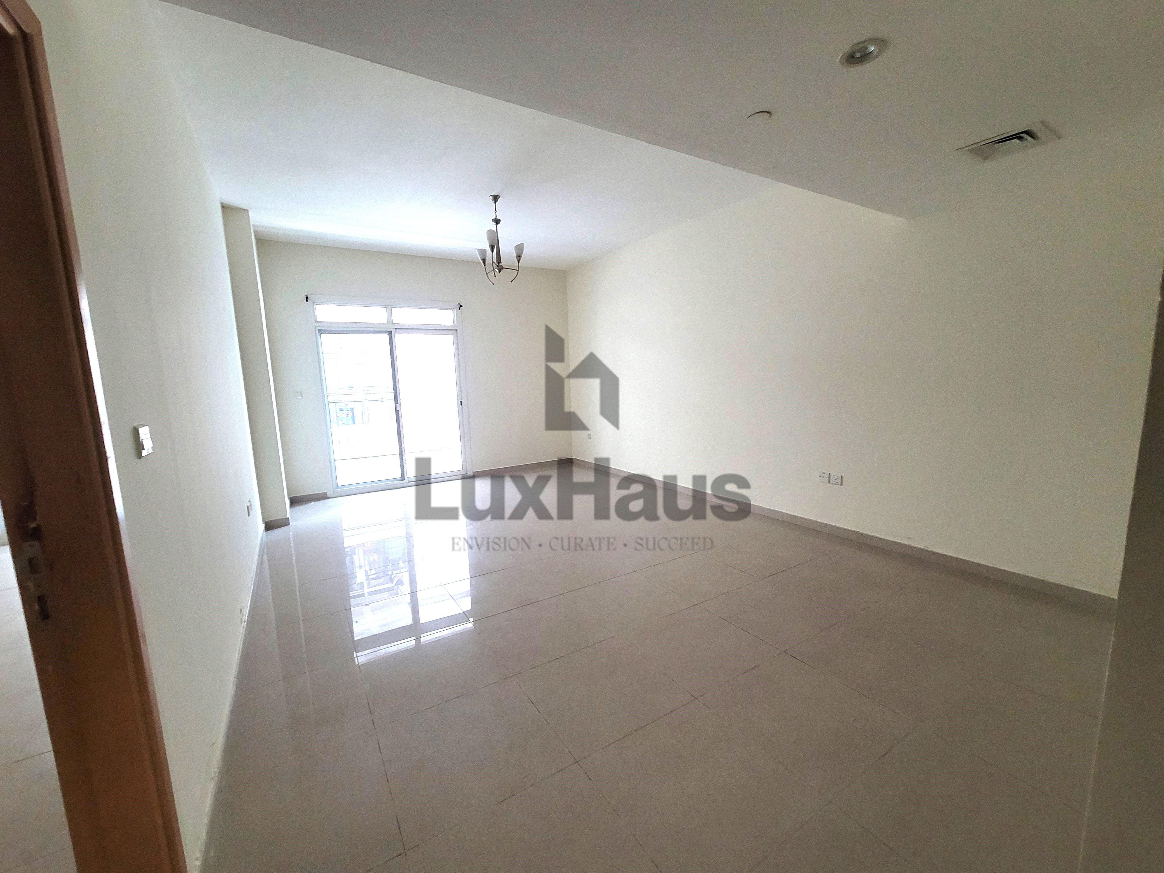 Bright Unit | Pime location | Availble 9 March 26