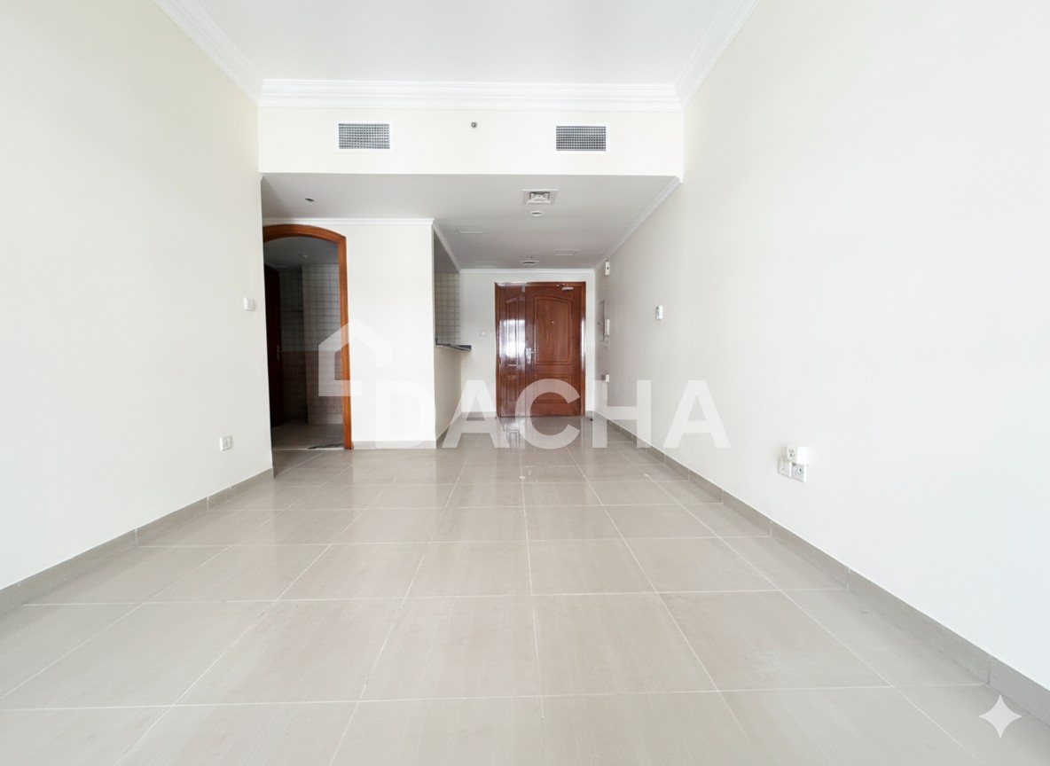 PARTIAL MARINA VIEW | VACANT | HIGH FLOOR