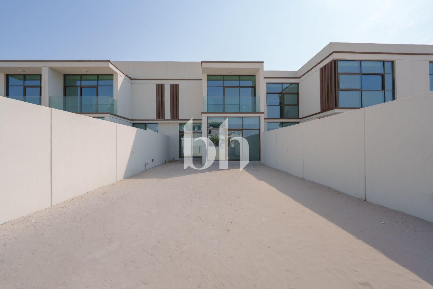 Vacant | Single Row Townhouse | Serene Community