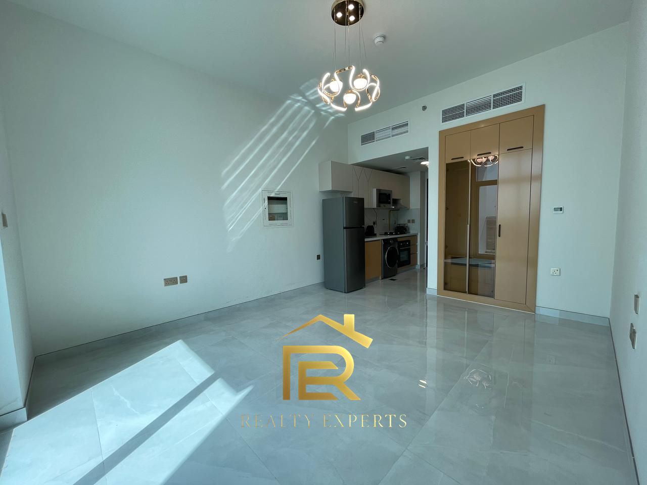 SPACIOUS STUDIO | BRAND NEW | READY TO MOVE