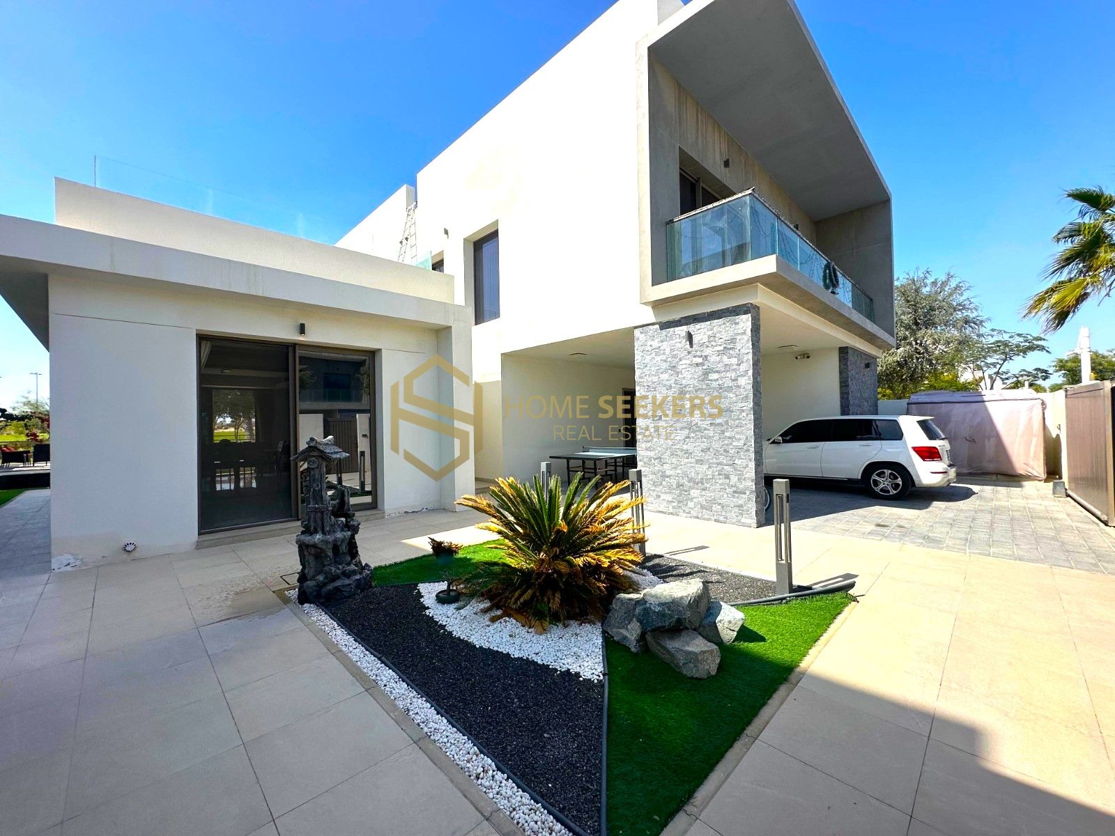 Luxury 5BR + Study | Corner | Single Row | Modified