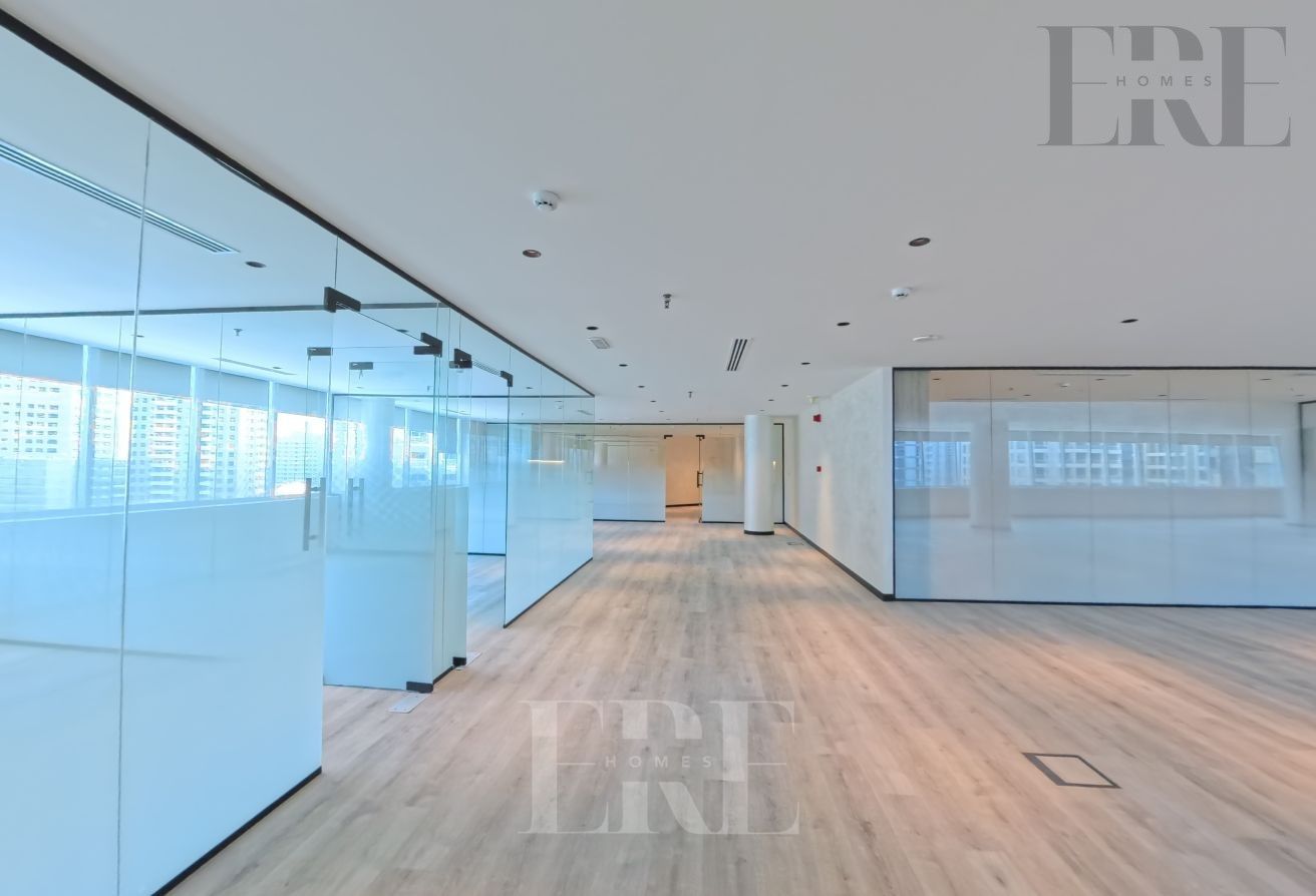 SPACIOUS OFFICE | NEAR METRO | FULLY-FITTED