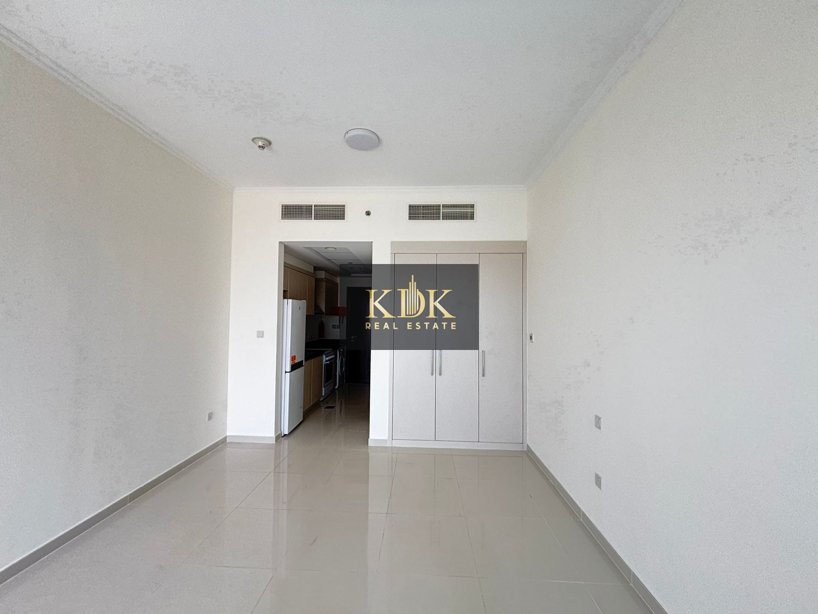 Best Deal | Fitted Kitchen | Prime Location