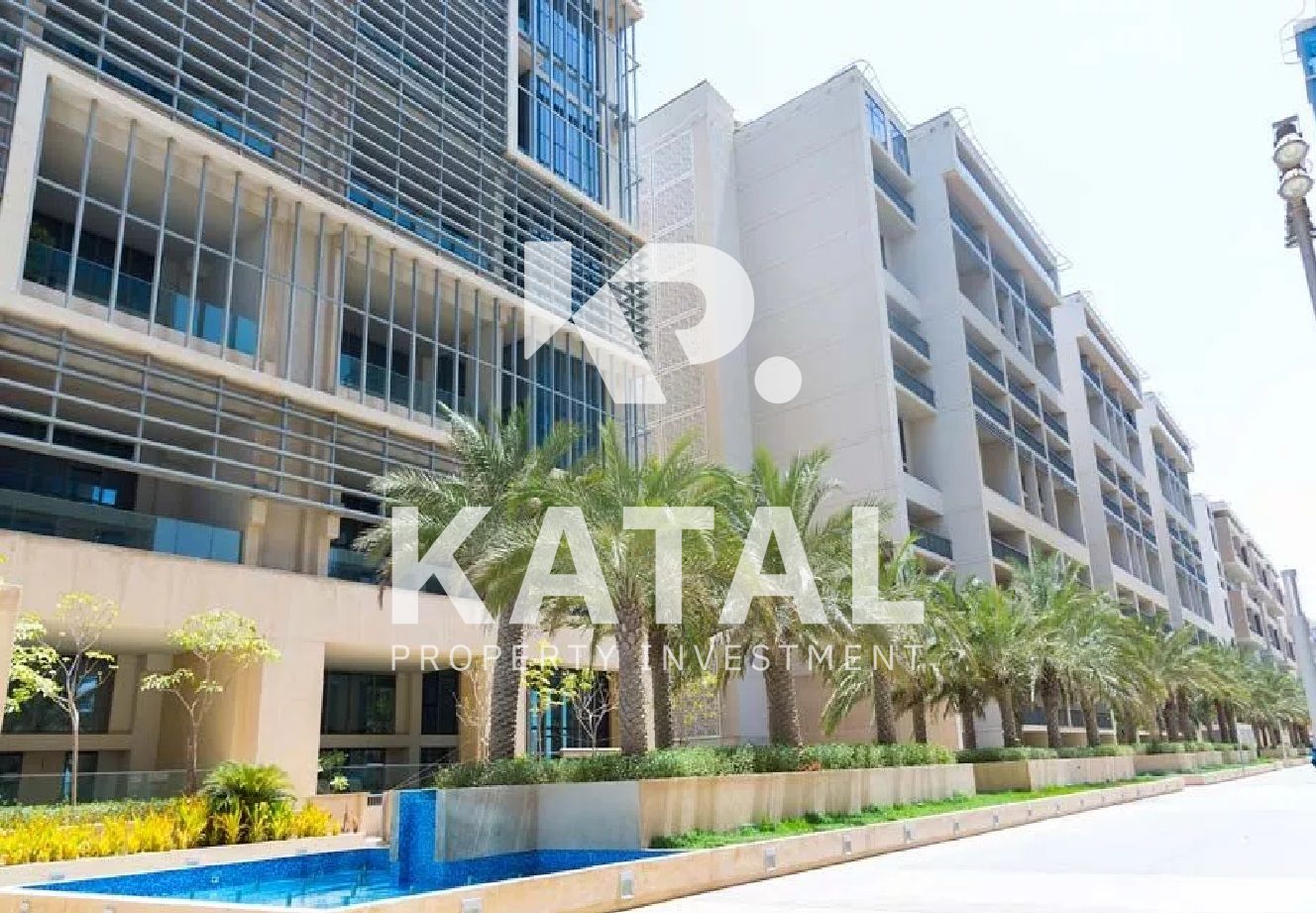 Spacious Living| Waterfront Community| Rent Refund