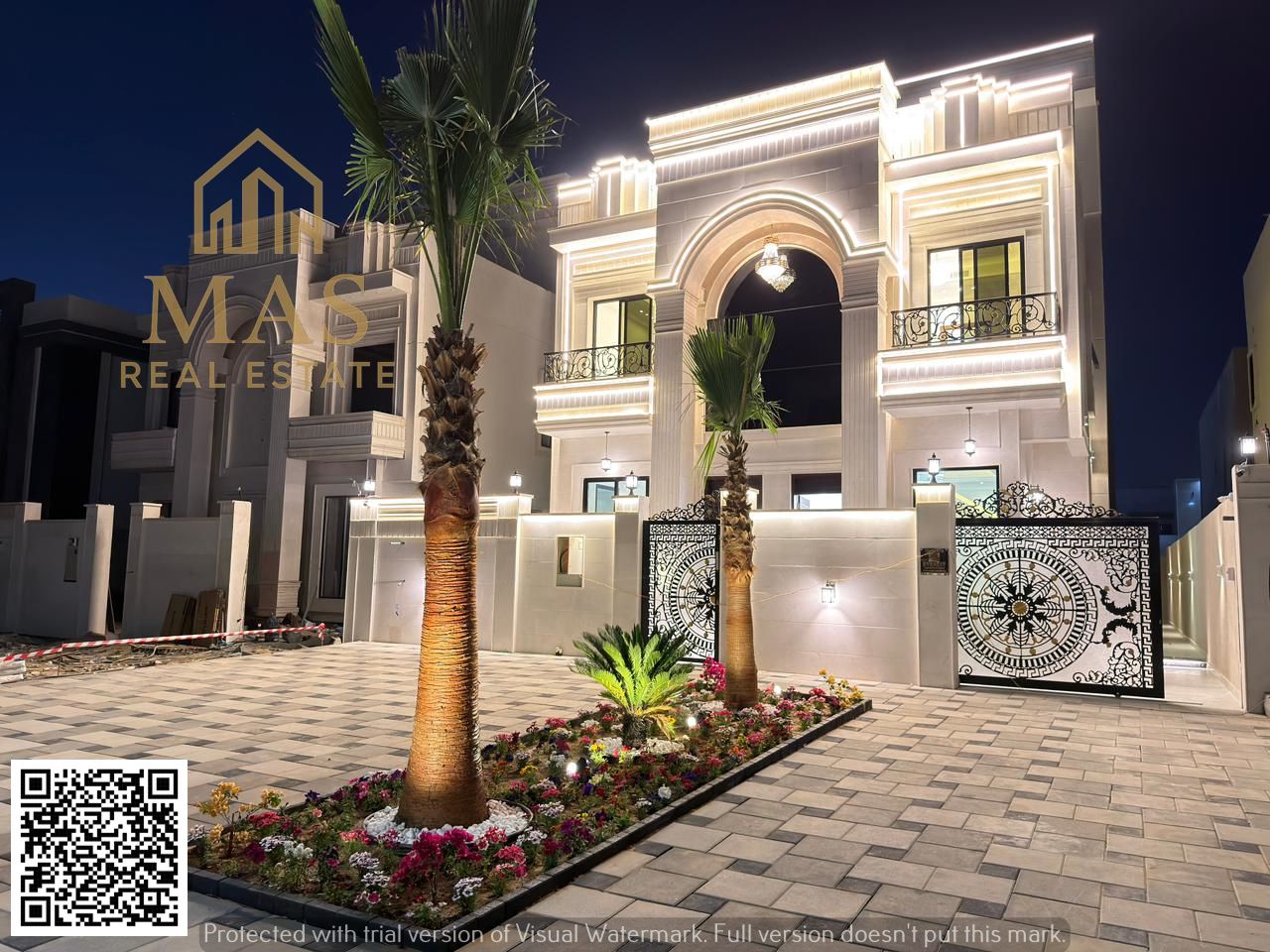 For sale: A classic villa with a 25-meter front setback. Price includes registration fees.