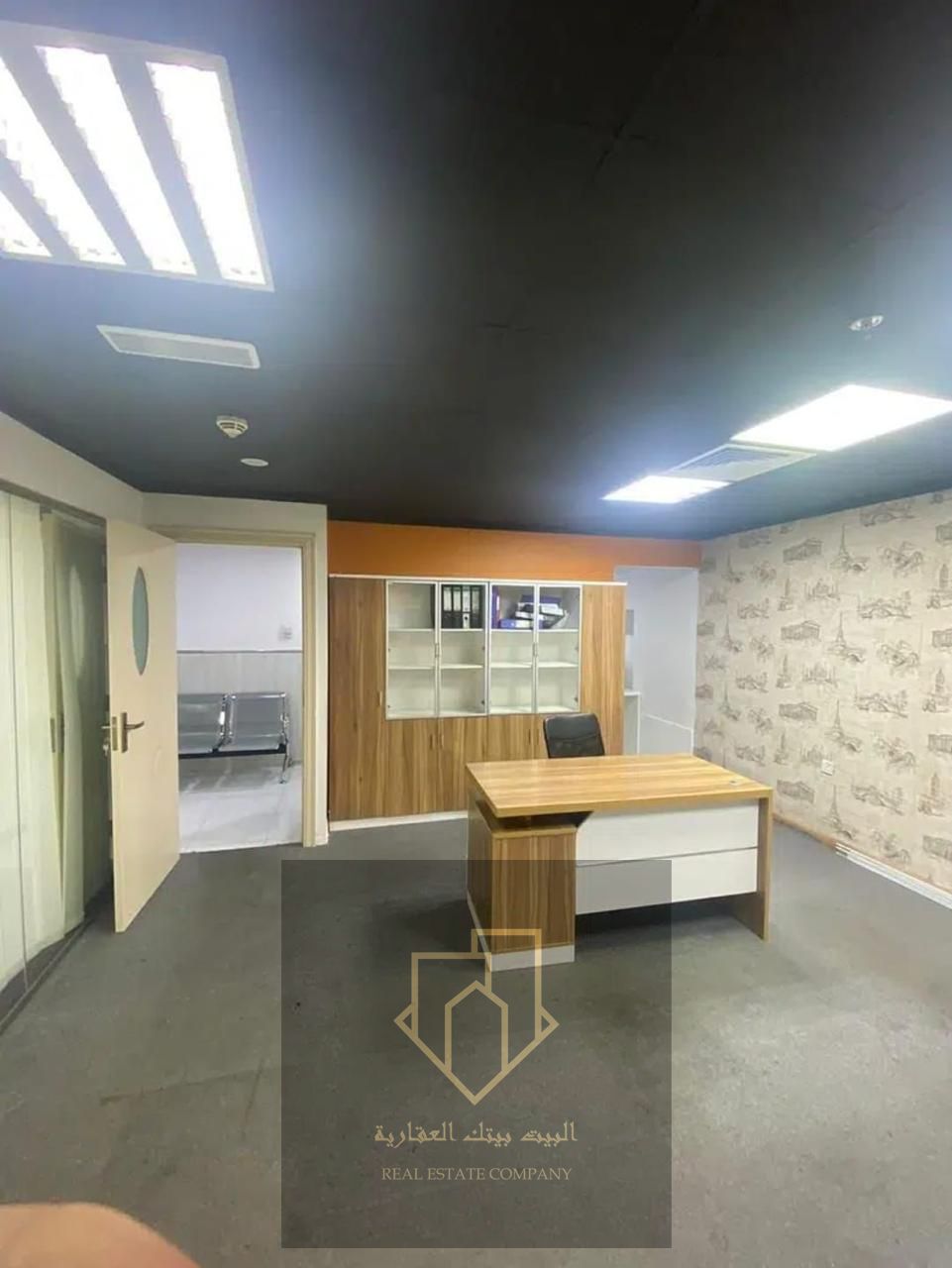 Furnished office opportunity | Falcon with an open view