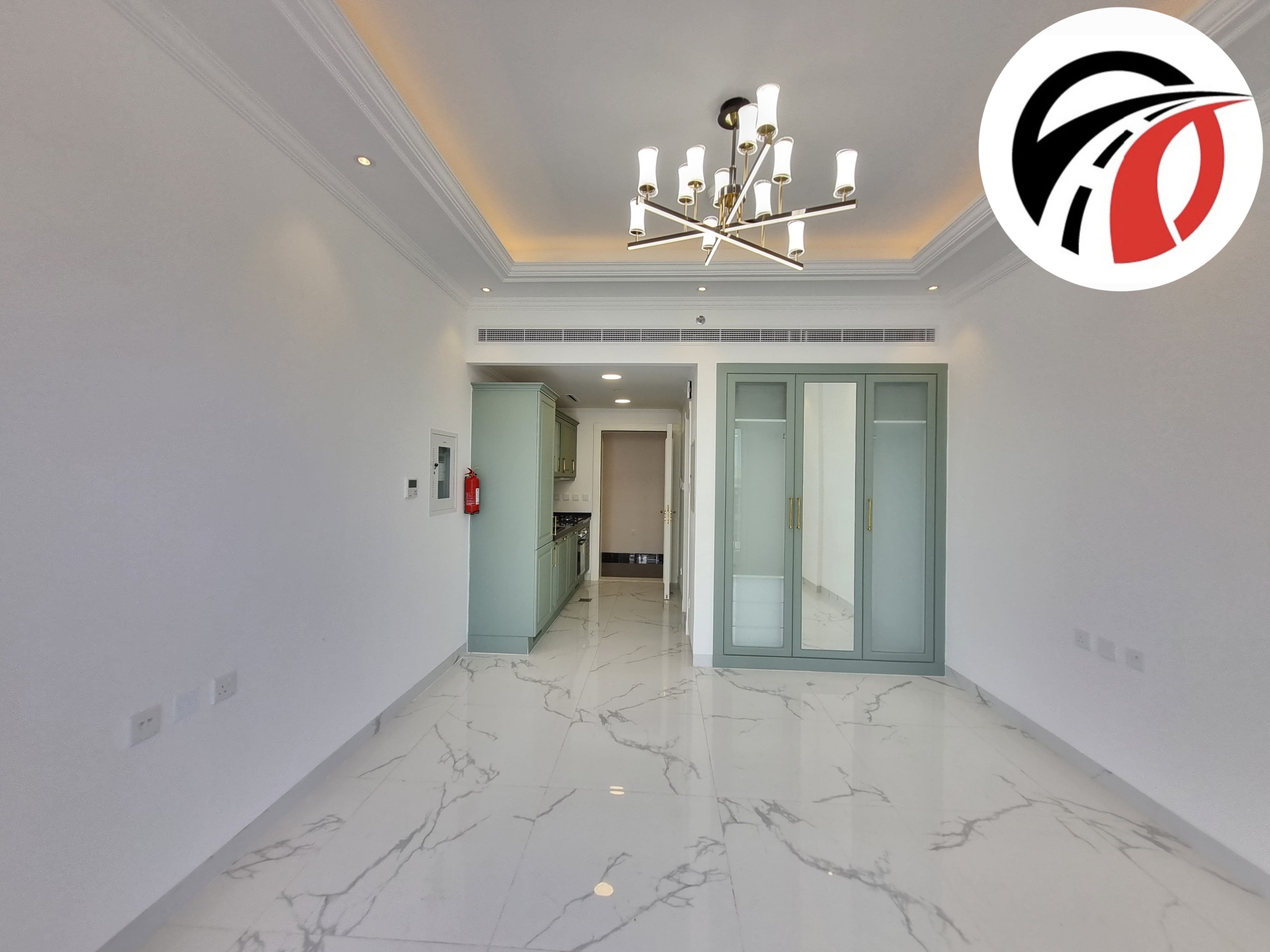 Brand new studio with fully fitted kitchen appliances and luxury amenities arjan