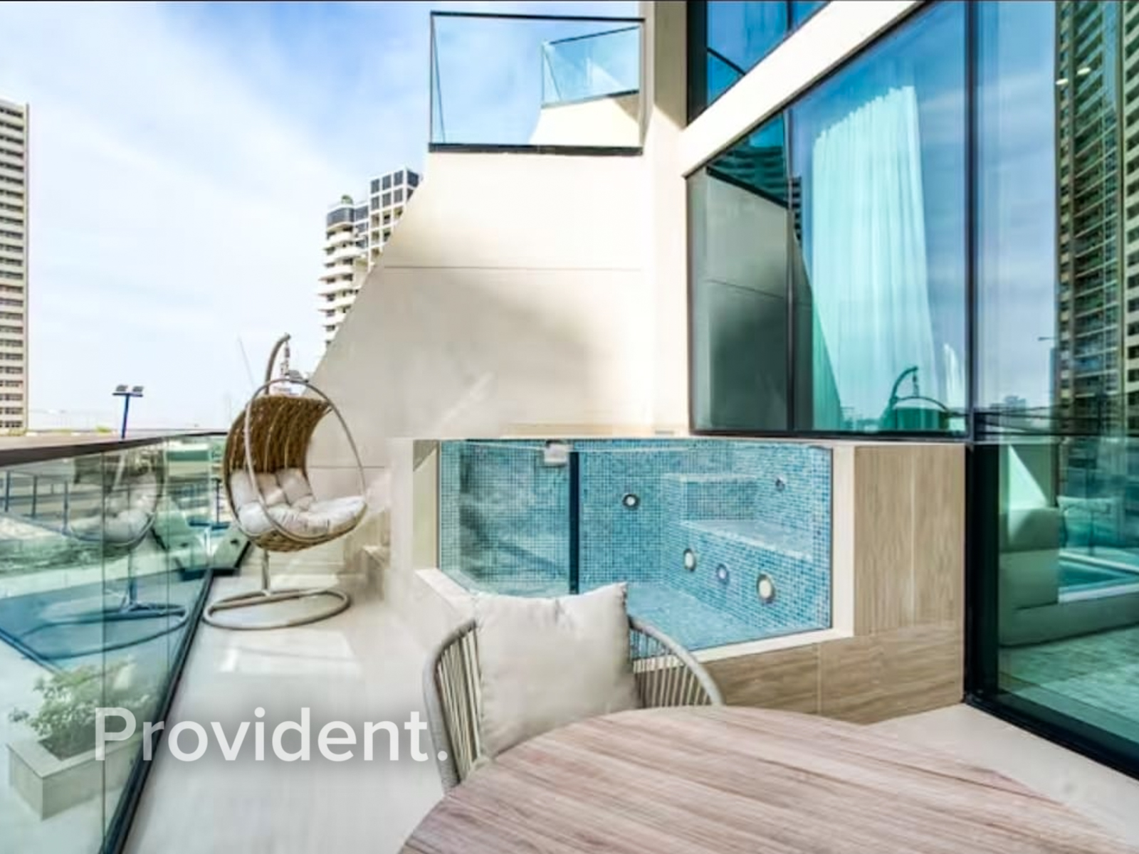 Exclusive Luxury | Private Jacuzzi | Smart Home