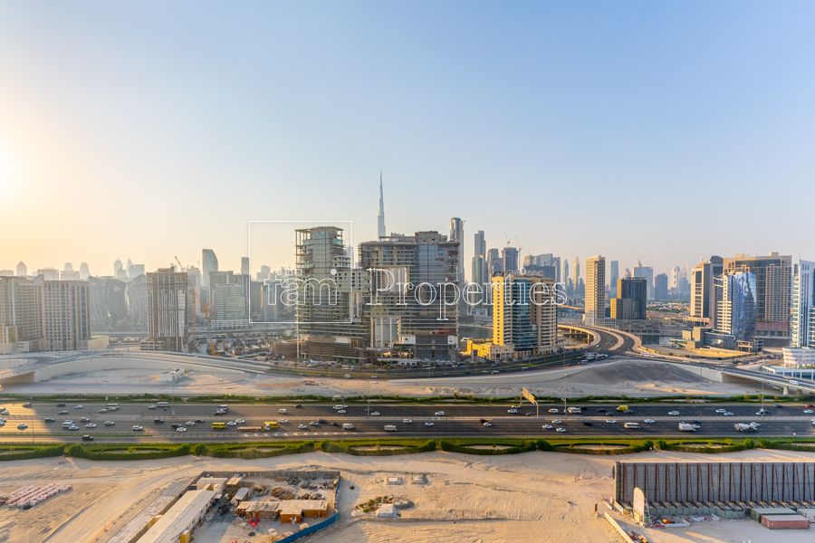 Burj/Skyline View! Tower B, Corner Unit