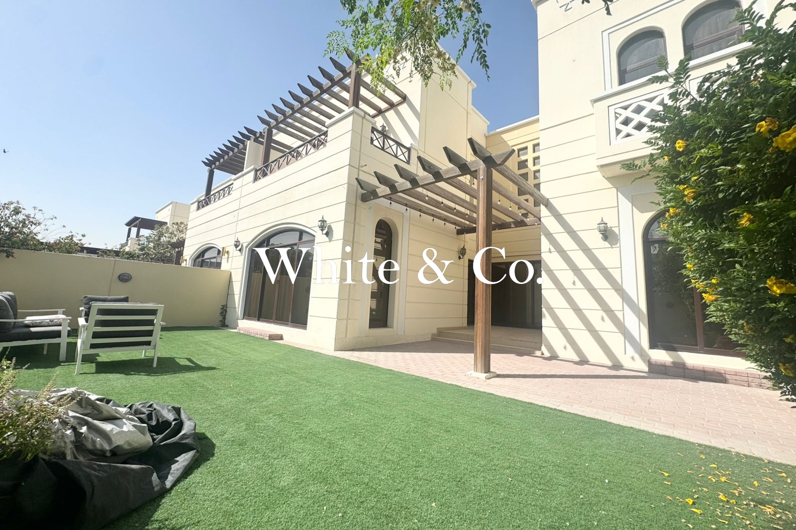 Single Row | Large Villa | Family Living
