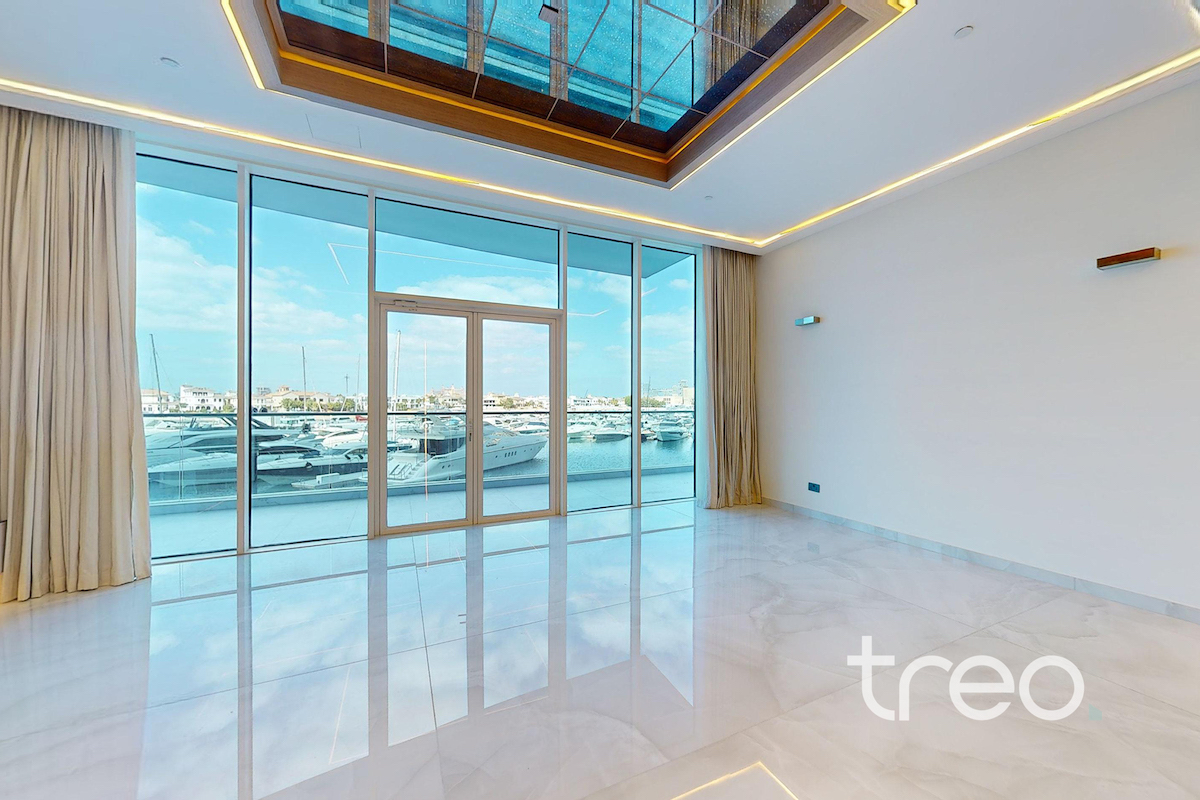 Exclusive | Marina View| Fully Upgraded