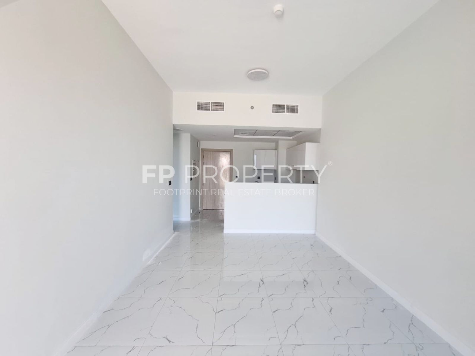 Close to Metro | Spacious Unit I Ready to Move In