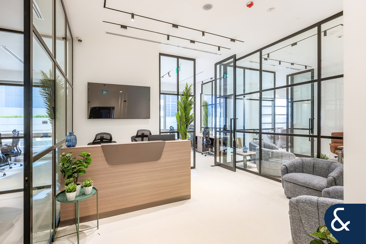 Luxury fitout | Vacant | High Ceilings