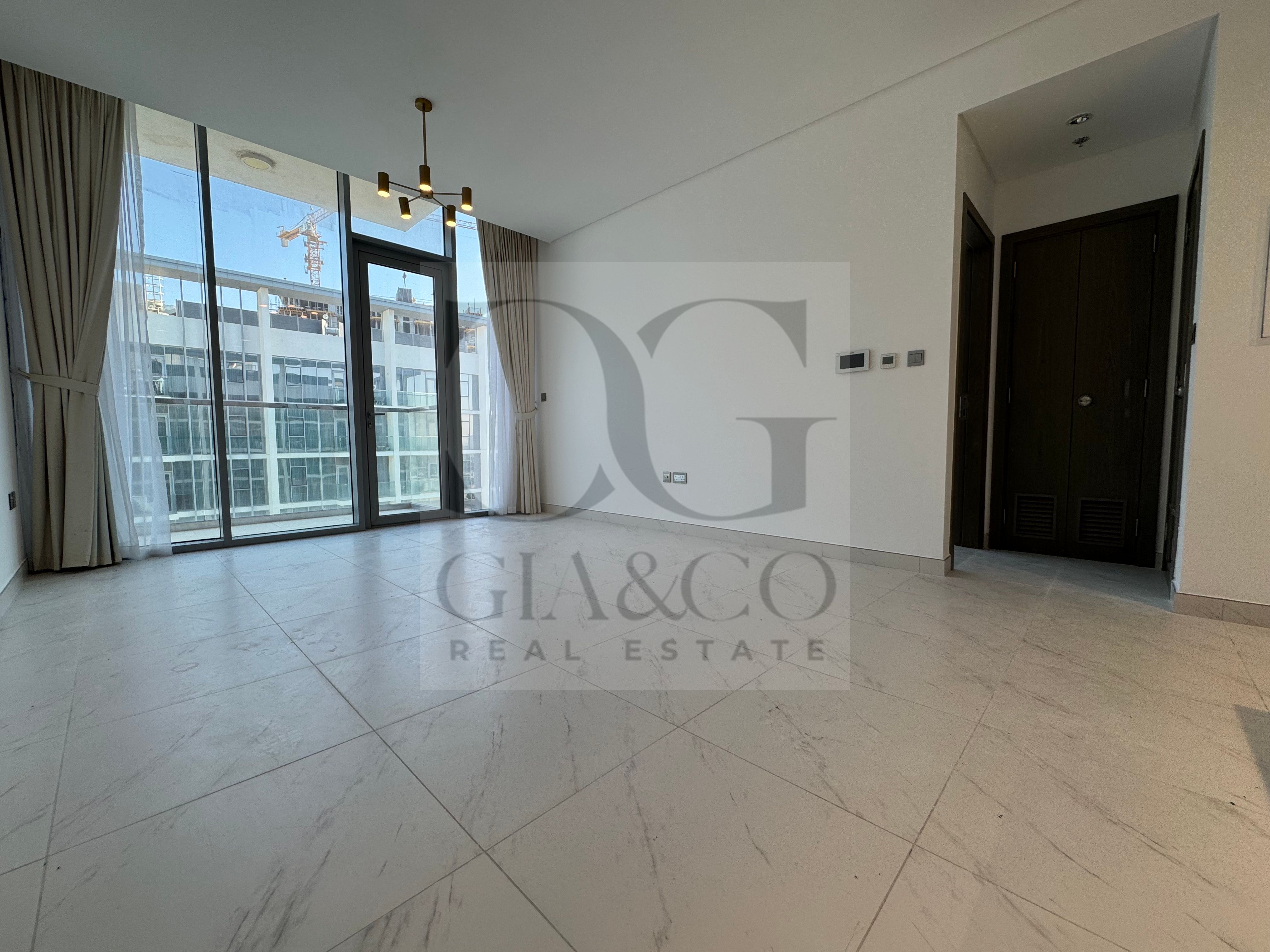 Miele Appliances | Burj and Lagoon Views | Tenanted